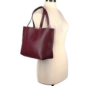 Cuyana Small Structured Leather Tote in Merlot/Blush